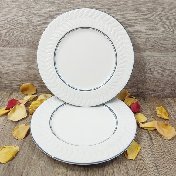Syracuse Plates Dinnerware Serving Dishes 2 Pc. Dining Set Plates Leaf Embossed - Picture 1 of 12